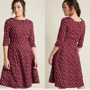ModCloth Pretty Vacant Burgundy Penguin Up Close and Personality Dress UK 12